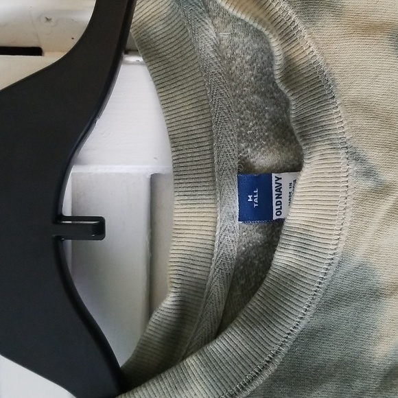 Long Sweatshirt - Picture 2 of 3